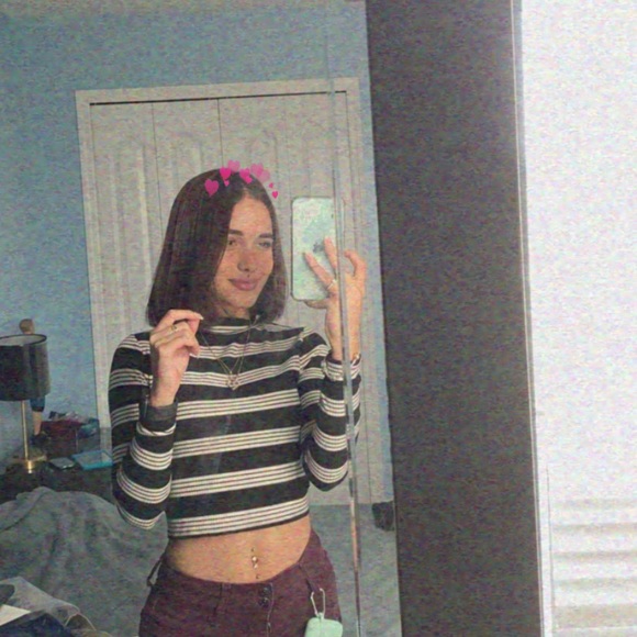 Meet your Posher, Lore - Picture 1 of 1